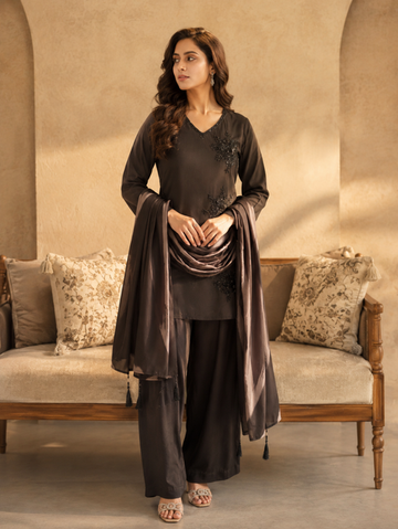 Gulnaar – Floral Anarkali Noir Embellished Suit Set