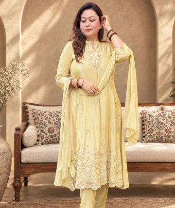 Gulabo – Elegant Embroidered Suit Set