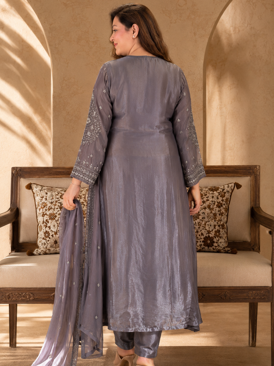 Grey Pakistani Crepe Suit Set with Embroidered Dupatta | Premium Ethnic Wear