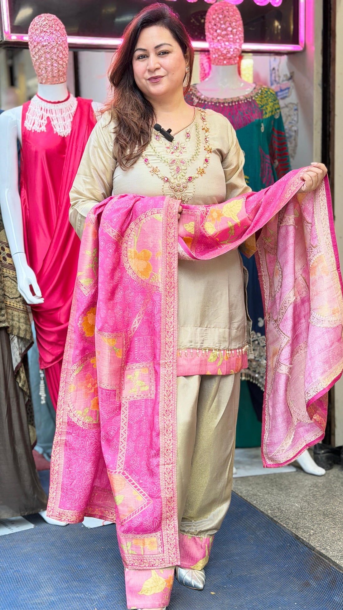 Embroidered Shimmer Farshi Suit Set with Dupatta (Peach) (3-Piece Set)